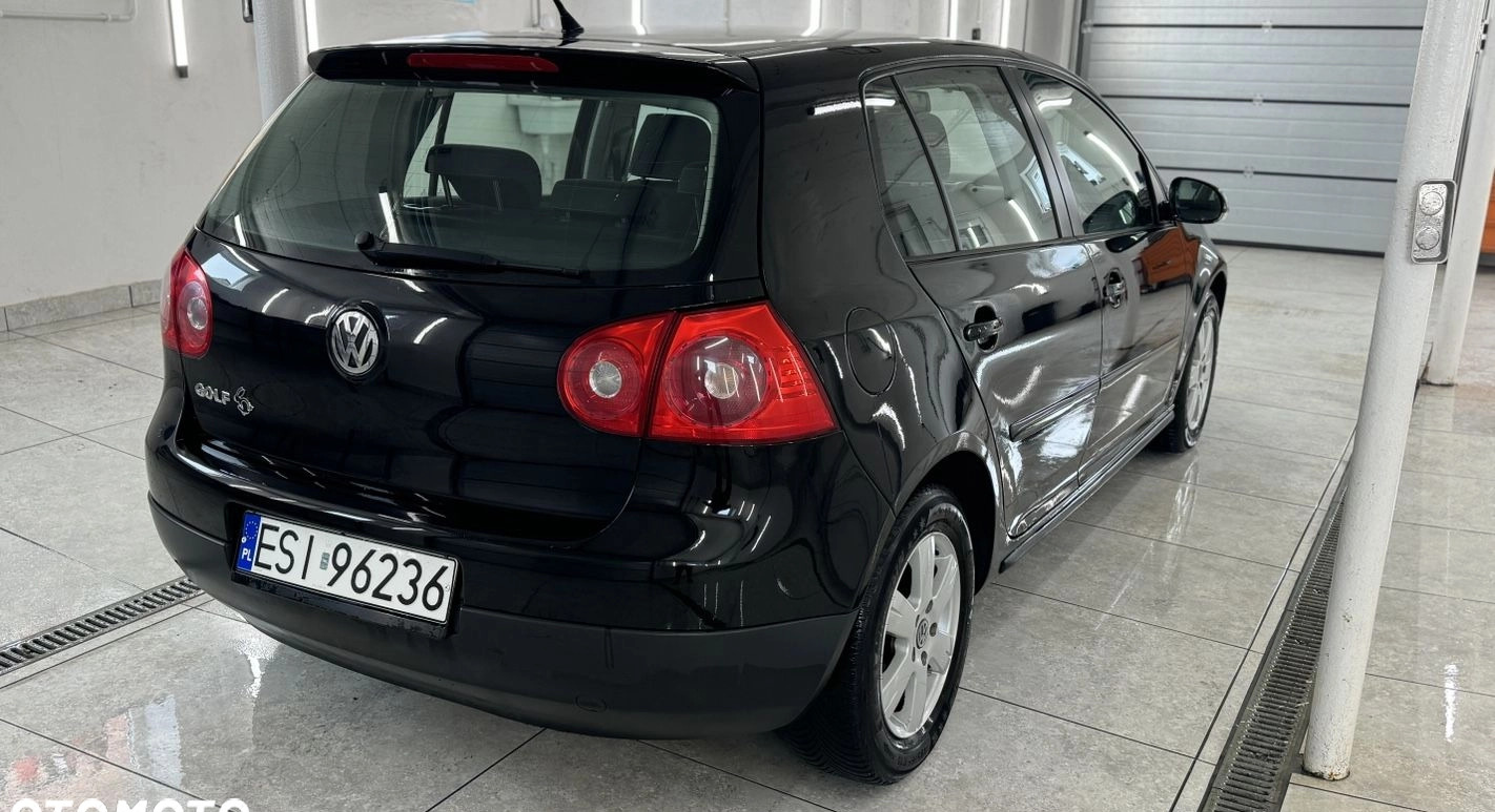 Volkswagen Golf cena 18900 przebieg: 154300, rok produkcji 2009 z Sieradz małe 211